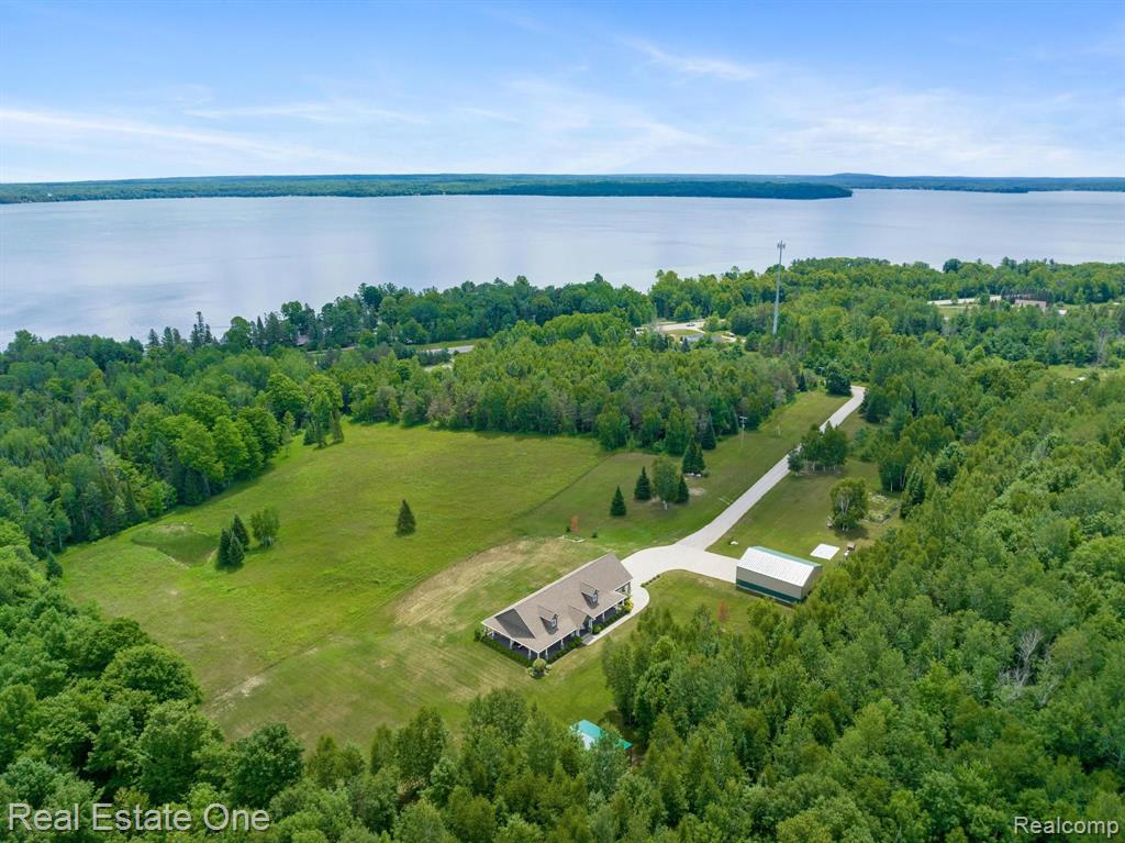 4088 Woodmansee Road Cheboygan, MI 49721 - Photo 14 of 54