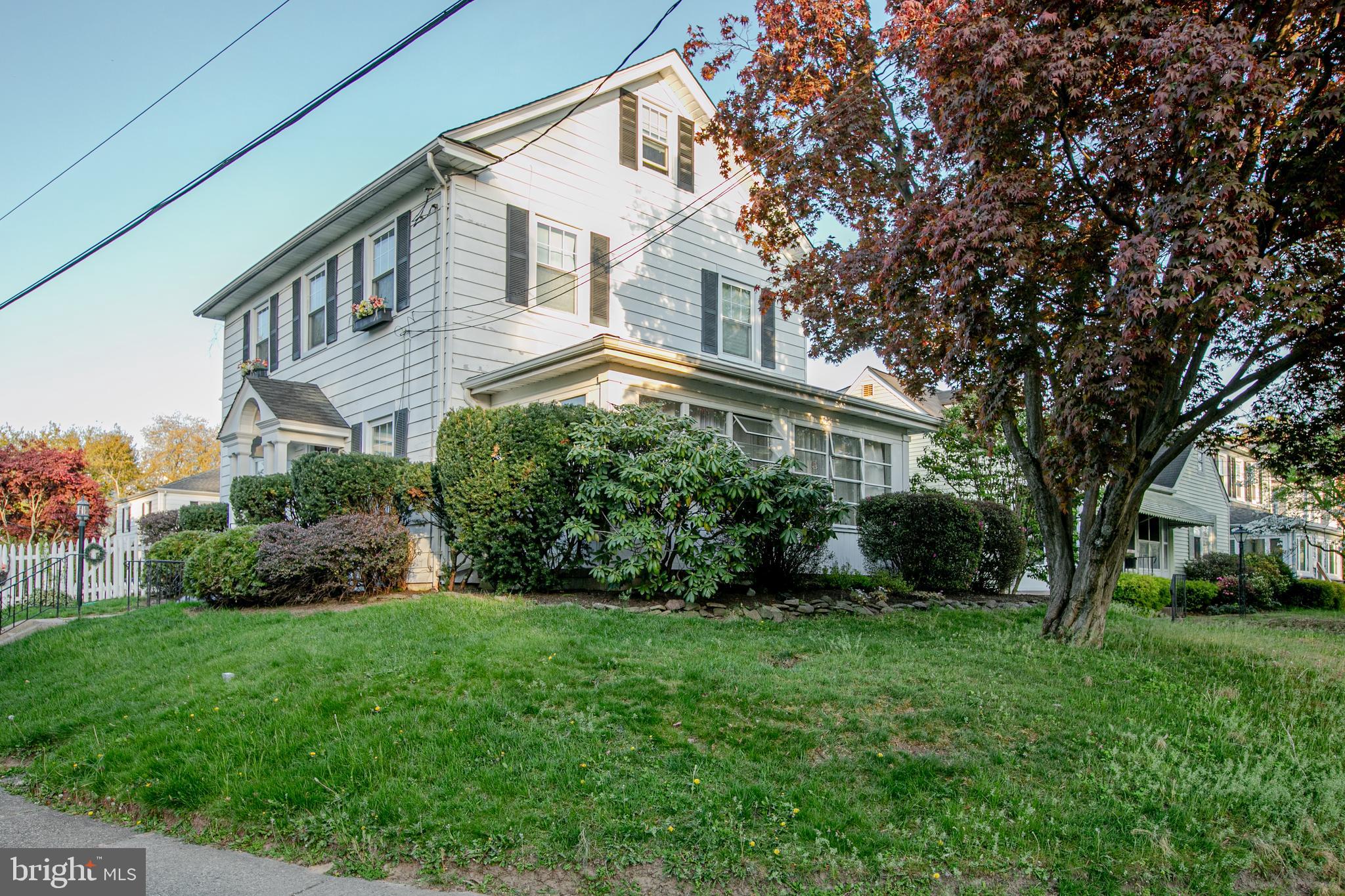 5 Eaton Avenue Hamilton, NJ 08619 - Photo 3 of 26