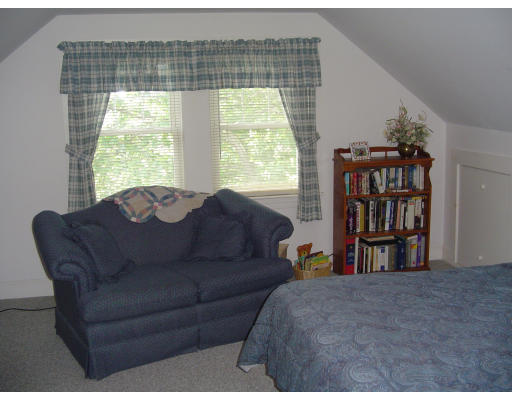 29 Hamilton Road North Andover, MA 01845 - Photo 11 of 11 Gallery Image 11