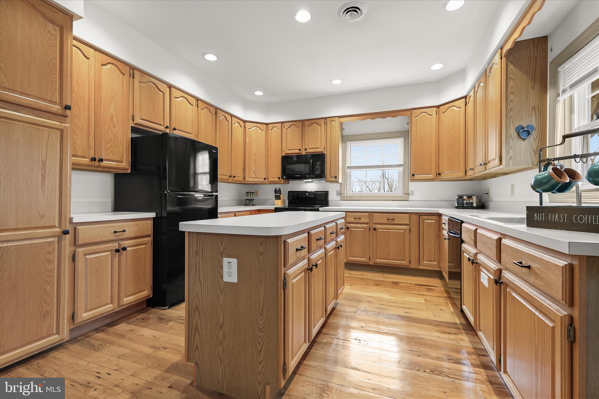1302 Random Ridge Road Westminster, MD 21157 - Photo 95 of 145 Kitchen - Center Island