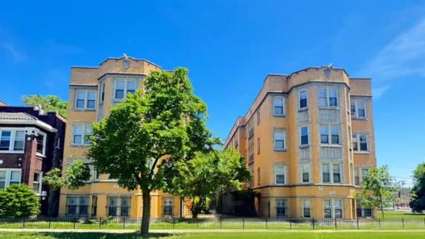 $2,600,000 | 11027 South King Drive, Chicago, IL 60628