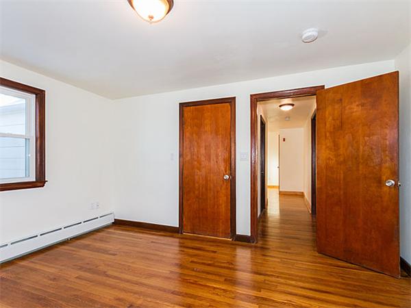 1106 Trapelo Road Waltham, MA 02451 - Photo 11 of 20