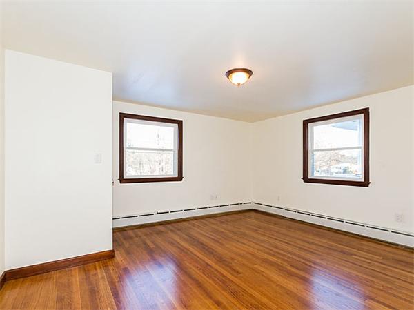 1106 Trapelo Road Waltham, MA 02451 - Photo 12 of 20