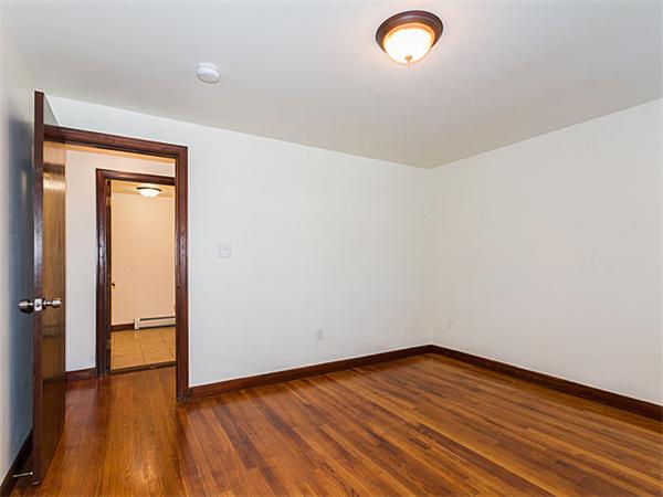 1106 Trapelo Road Waltham, MA 02451 - Photo 15 of 20