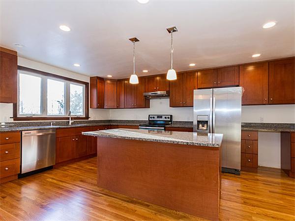 1106 Trapelo Road Waltham, MA 02451 - Photo 3 of 20