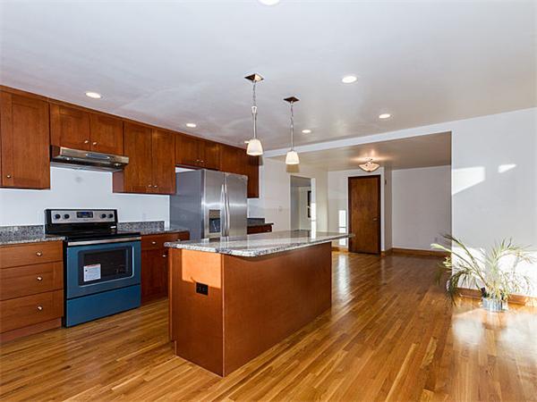 1106 Trapelo Road Waltham, MA 02451 - Photo 4 of 20