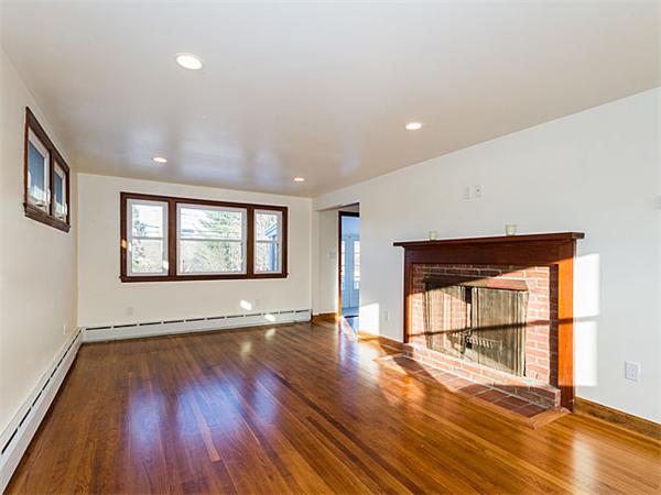 1106 Trapelo Road Waltham, MA 02451 - Photo 5 of 20