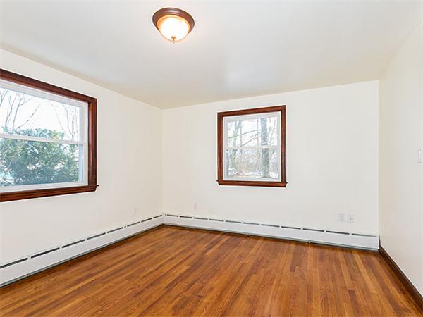 1106 Trapelo Road Waltham, MA 02451 - Photo 10 of 20