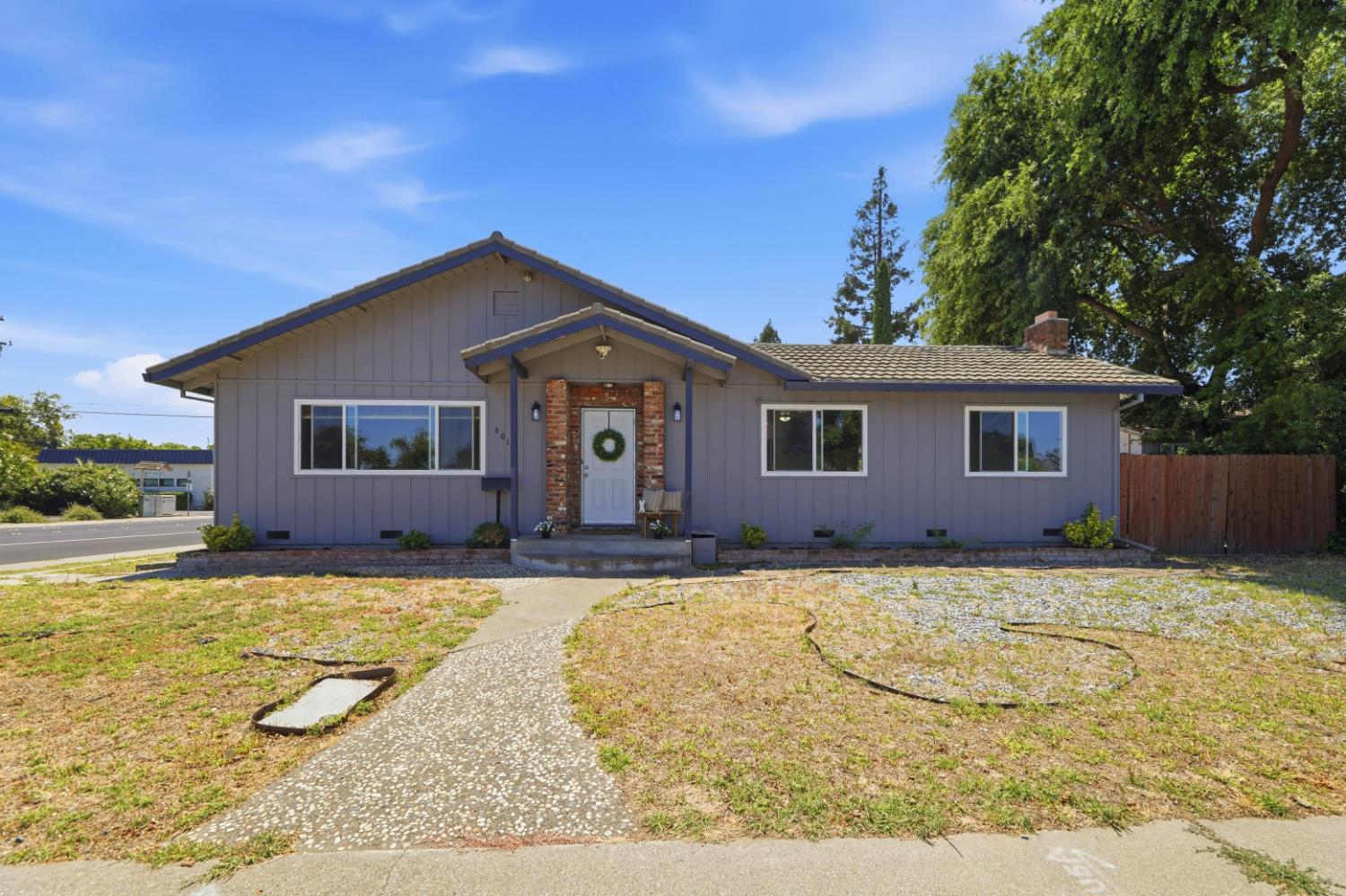 601 Boxwood Road Woodland, CA 95695 - Photo 2 of 14
