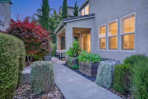 $1,898,800 | 5821 Nugget Way, Dublin, CA 94568