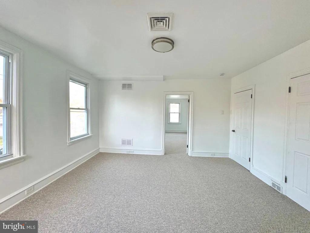 1121 Rosedale Avenue, Unit 2 Wilmington, DE 19809 - Photo 3 of 31