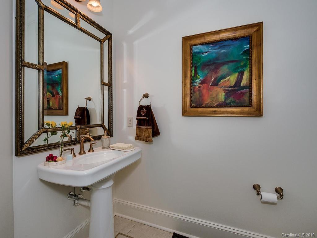 2823 Providence Road, Unit 142 Charlotte, NC 28211 - Photo 4 of 30