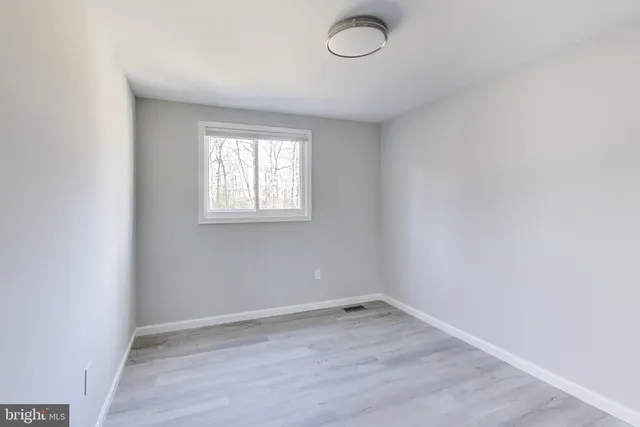 $3,500 | 18948 Quail Valley Boulevard, Gaithersburg, MD 20879