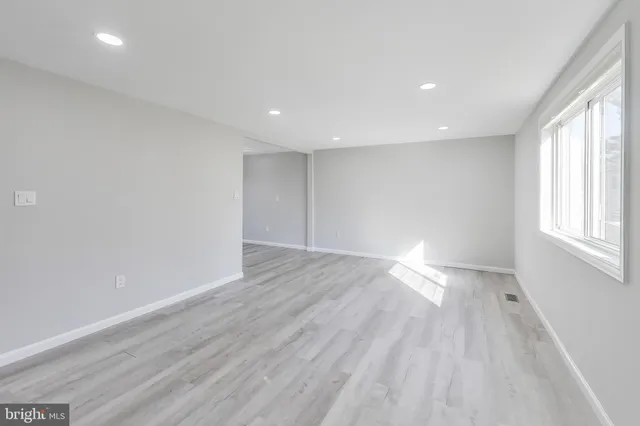 $3,500 | 18948 Quail Valley Boulevard, Gaithersburg, MD 20879