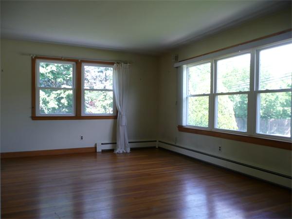 36 Vallaro Road Boston, MA 02136 - Photo 3 of 17 Gallery Image 3
