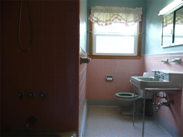 36 Vallaro Road Boston, MA 02136 - Photo 10 of 17 Gallery Image 10