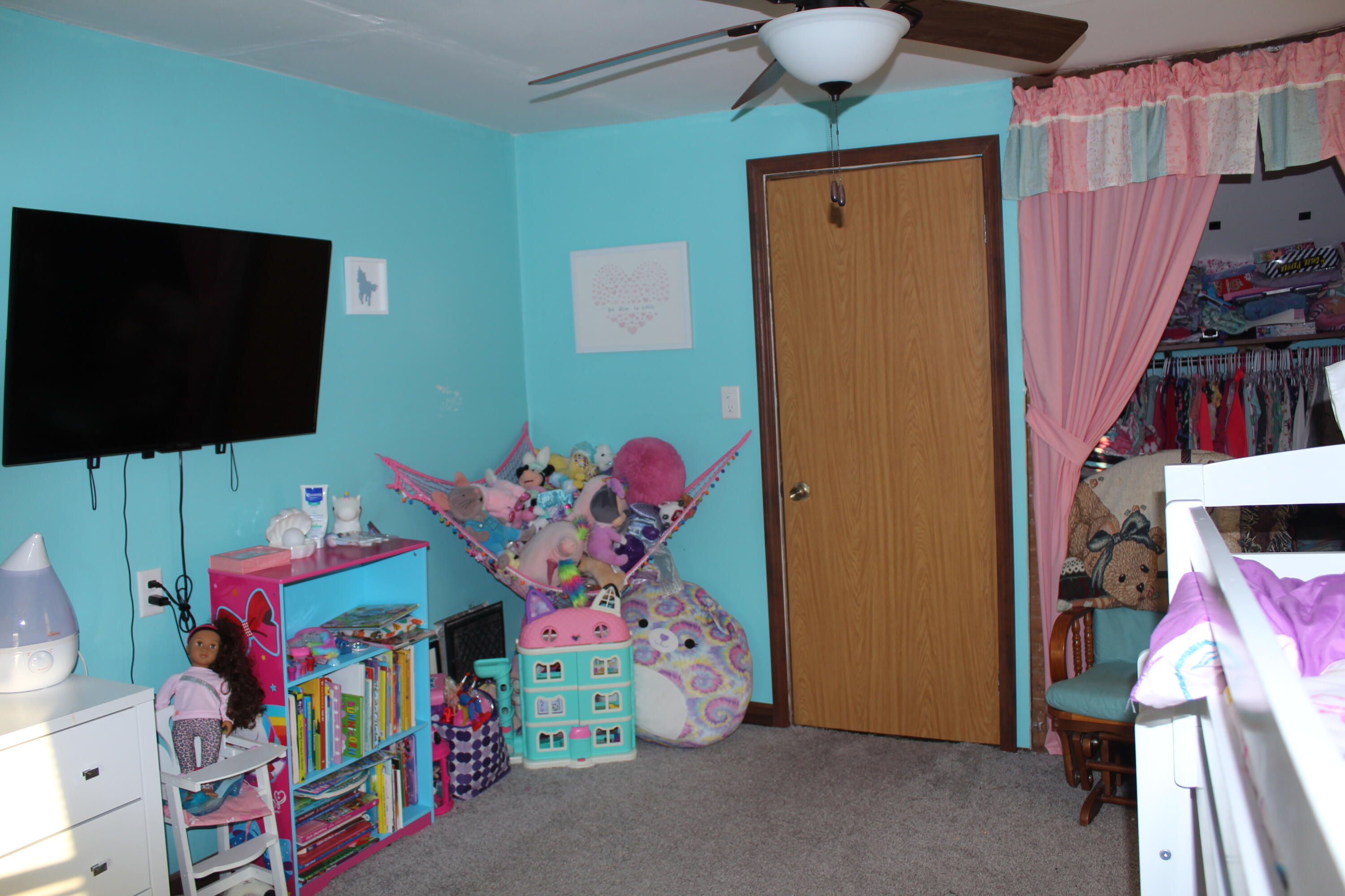 9401 Sand Road Bellevue, MI 49021 - Photo 17 of 18 Bedroom