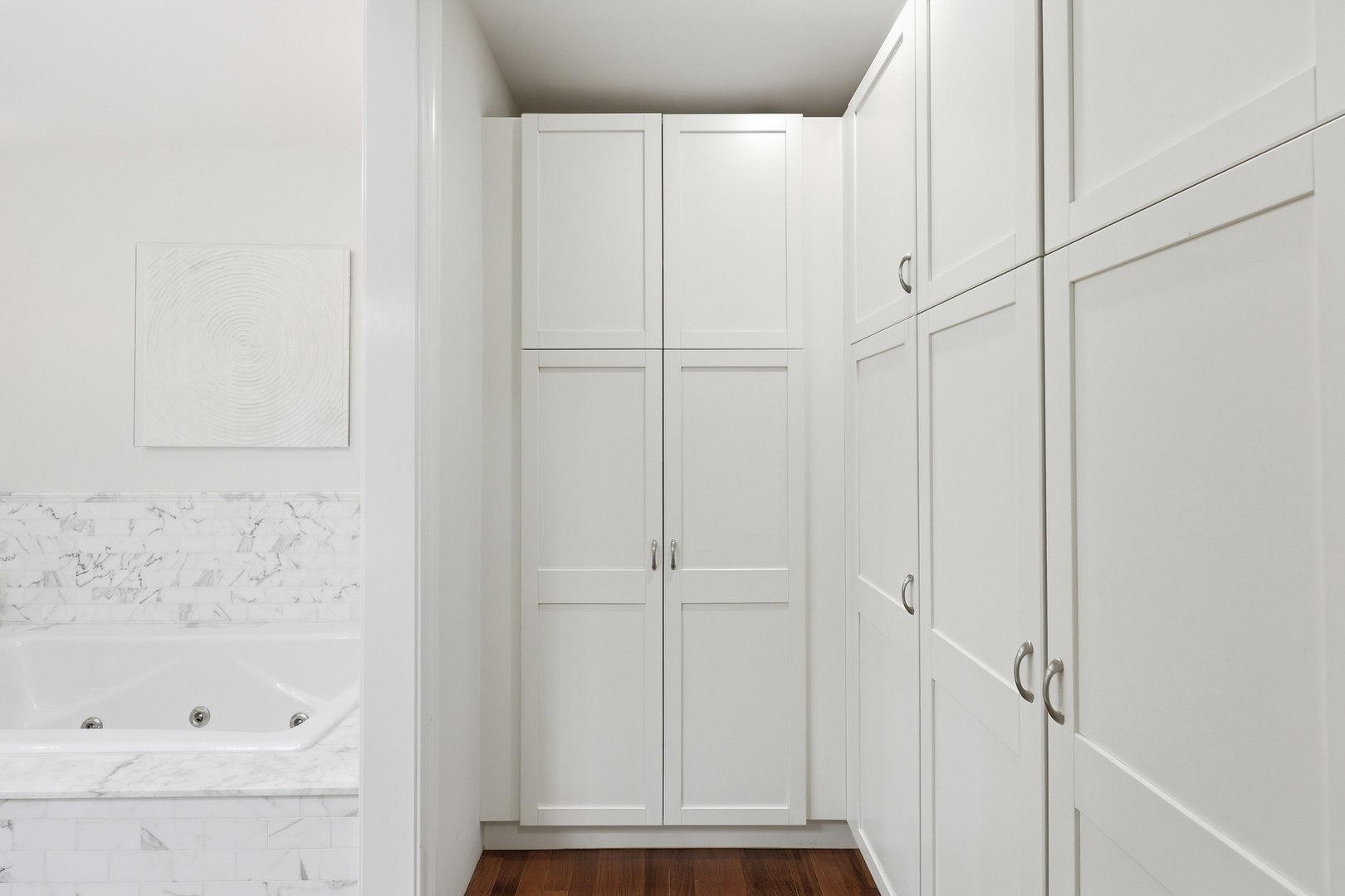 22 East Division Street, Unit 1 Chicago, IL 60610 - Photo 29 of 60