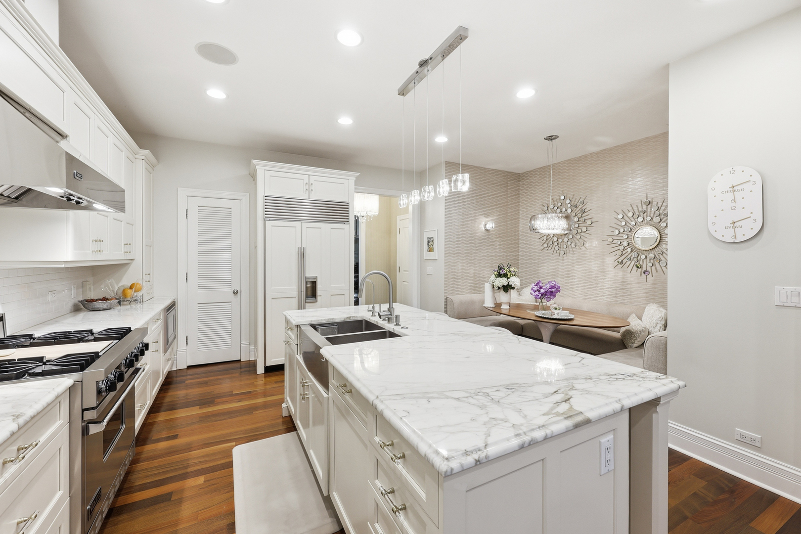 22 East Division Street, Unit 1 Chicago, IL 60610 - Photo 36 of 60