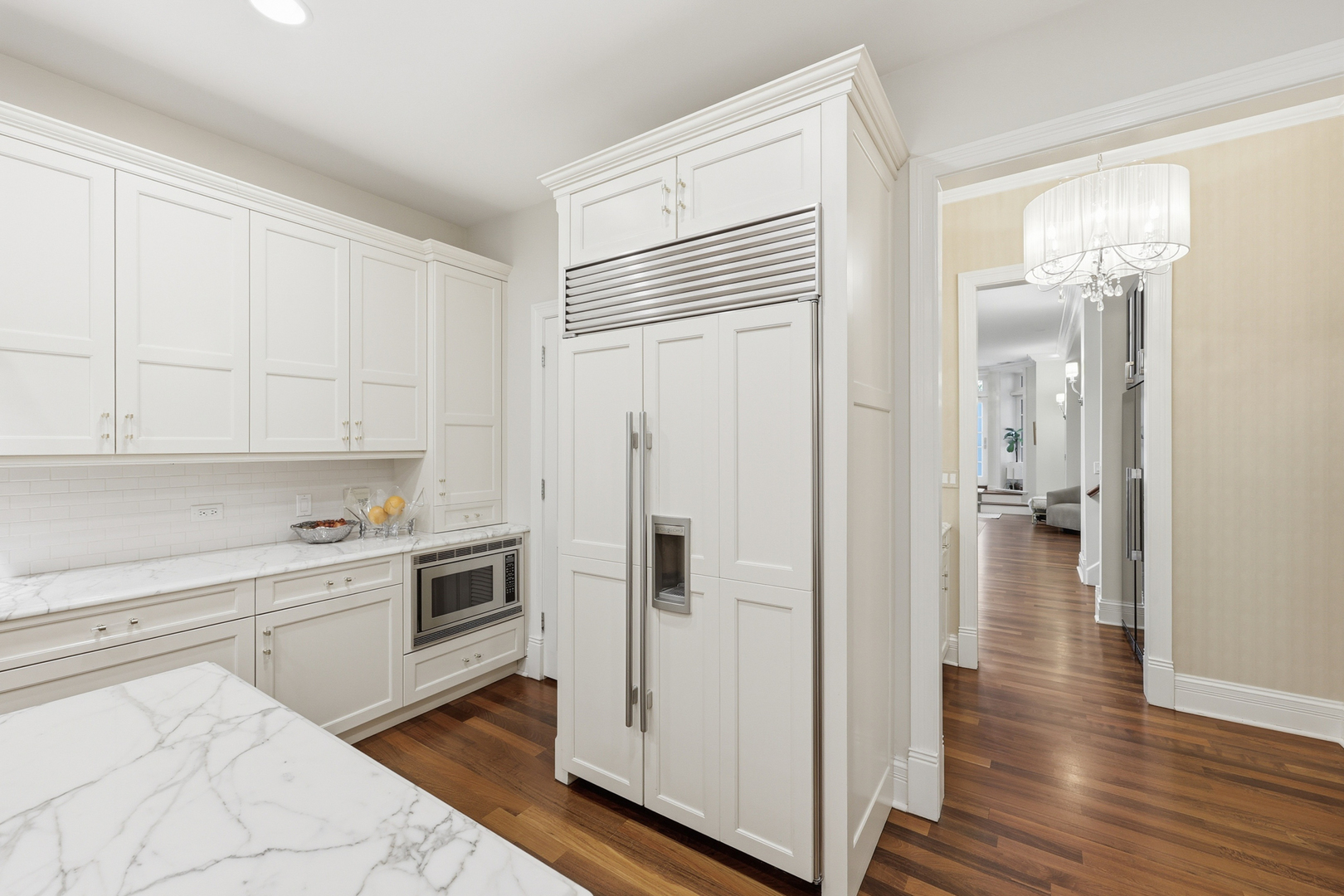 22 East Division Street, Unit 1 Chicago, IL 60610 - Photo 43 of 60
