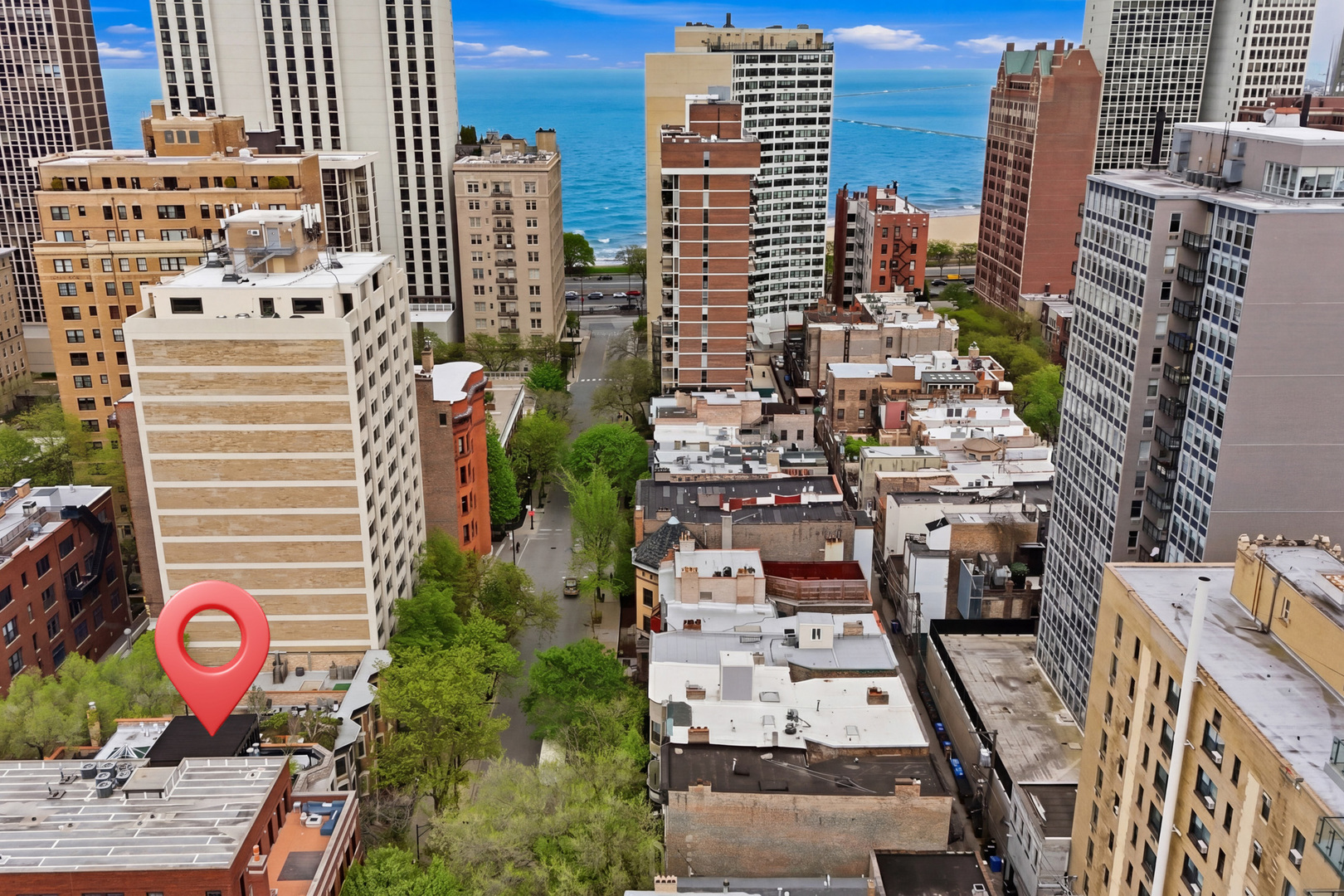 22 East Division Street, Unit 1 Chicago, IL 60610 - Photo 54 of 60 a city street filled with lots of tall buildings