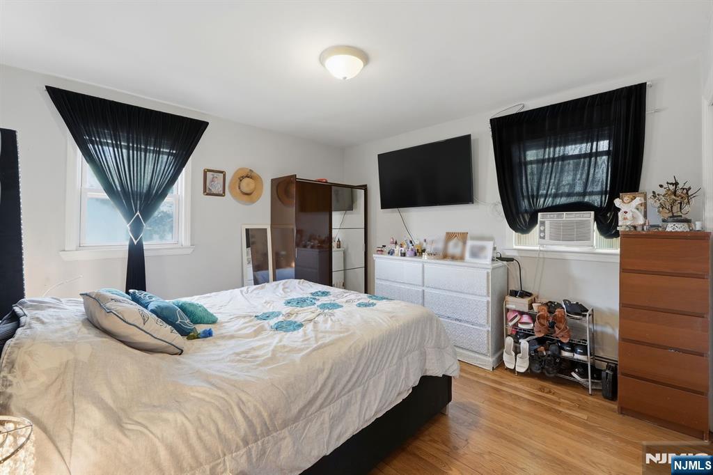 1134 Rivington Street Roselle, NJ 07203 - Photo 13 of 26