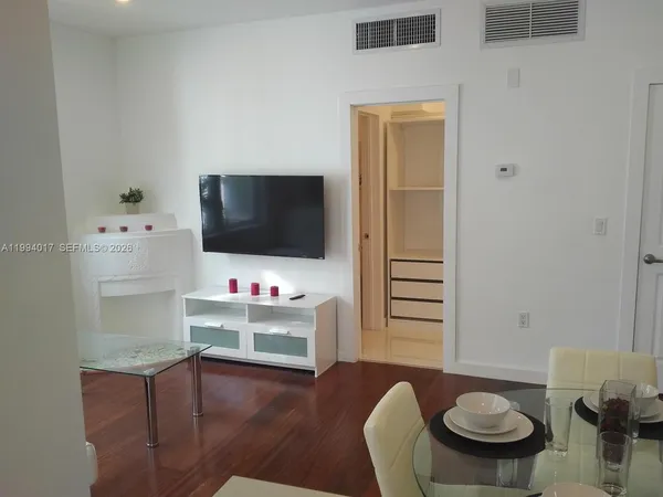 $2,000 | 750 Jefferson Avenue, Unit 7, Miami Beach, FL 33139