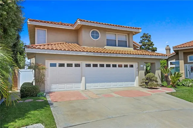 $1,899,000 | 9221 Belcaro Drive, Huntington Beach, CA 92646