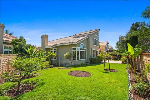 $1,899,000 | 9221 Belcaro Drive, Huntington Beach, CA 92646