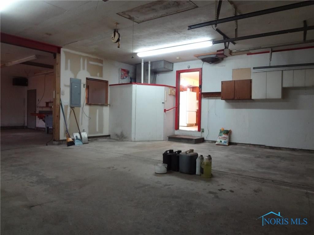 5215 Dewitt Road Fostoria, OH 44830 - Photo 13 of 24 Gallery Image 13