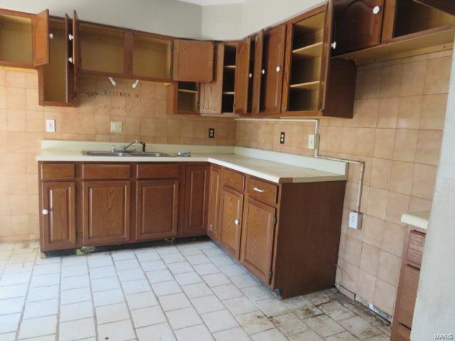 1313 Williams Street Cahokia, IL 62206 - Photo 5 of 9