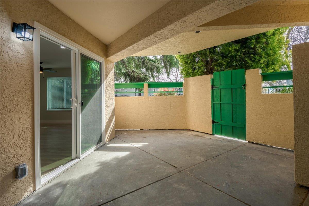 127 Rancho Drive San Jose, CA 95111 - Photo 5 of 25 a view of a porch