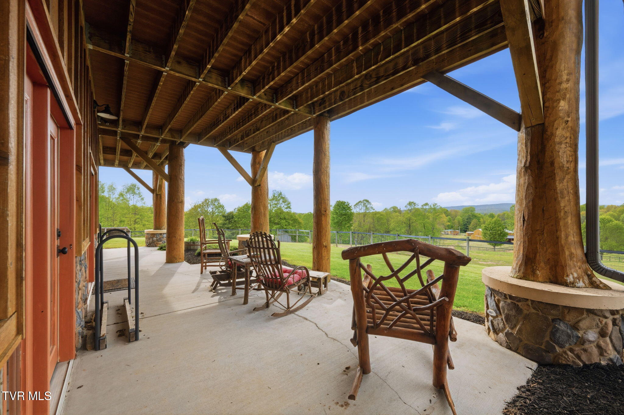 2835 Cross Mountain Road Shady Valley, TN 37688 - Photo 65 of 104 035