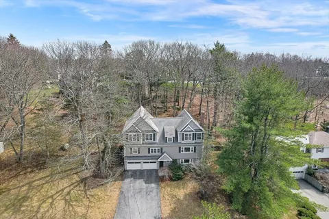 $1,750,000 | 12 Wincrest Drive, Winchester, MA 01890
