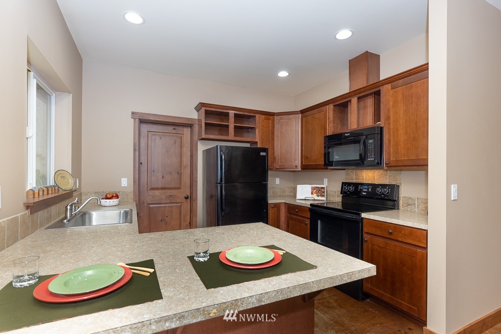 22207 Dubuque Road Snohomish, WA 98290 - Photo 9 of 26
