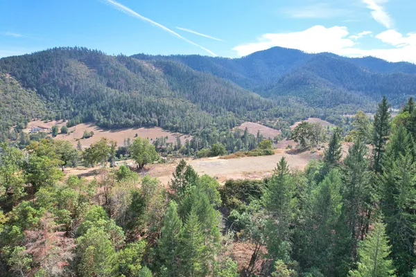 $350,000 | 550 Thompson Creek Road, Jacksonville, OR 97530
