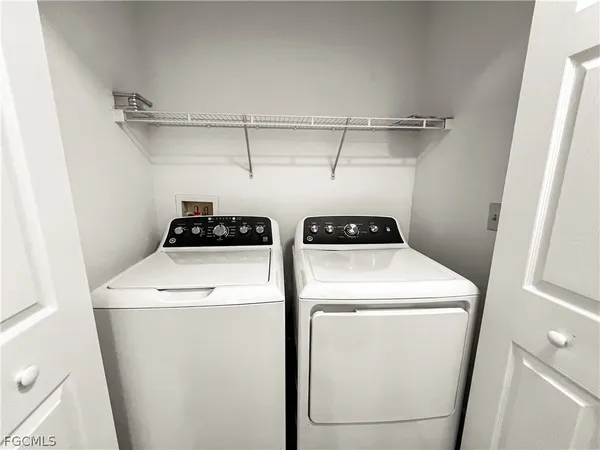 $1,600 | 9297 Aegean Circle, Lehigh Acres, FL 33936