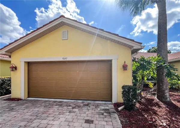 $1,600 | 9297 Aegean Circle, Lehigh Acres, FL 33936