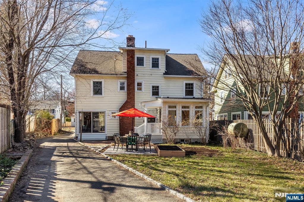 227 Grove Street Montclair, NJ 07042 - Photo 33 of 35