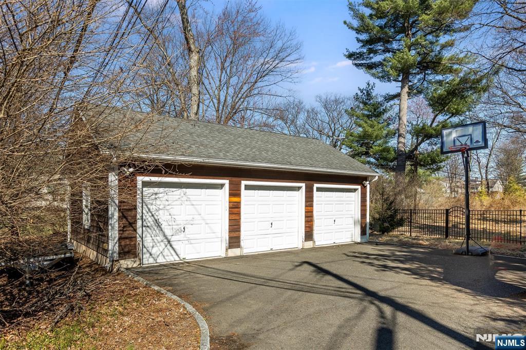 227 Grove Street Montclair, NJ 07042 - Photo 34 of 35