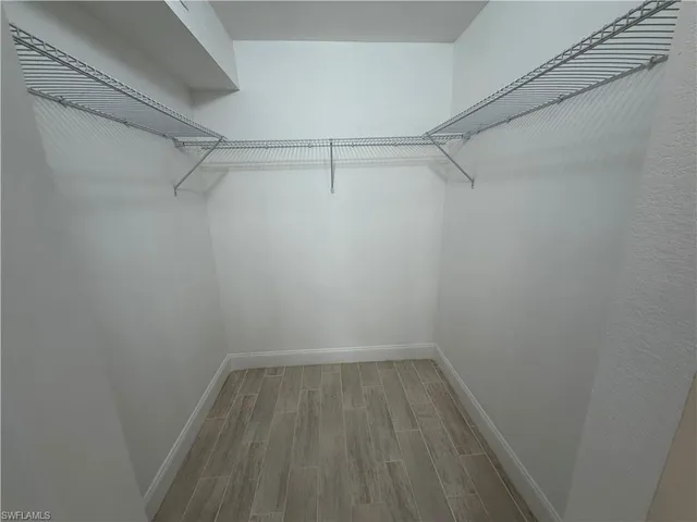 $1,200 | 5317 Summerlin Road, Unit 1701, Fort Myers, FL 33919