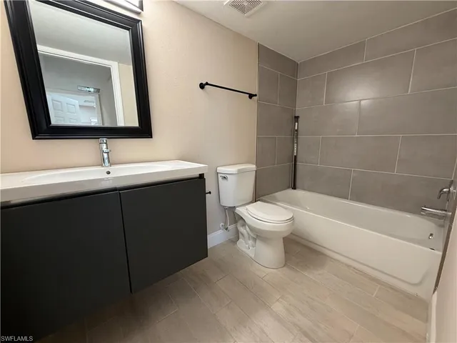 $1,200 | 5317 Summerlin Road, Unit 1701, Fort Myers, FL 33919