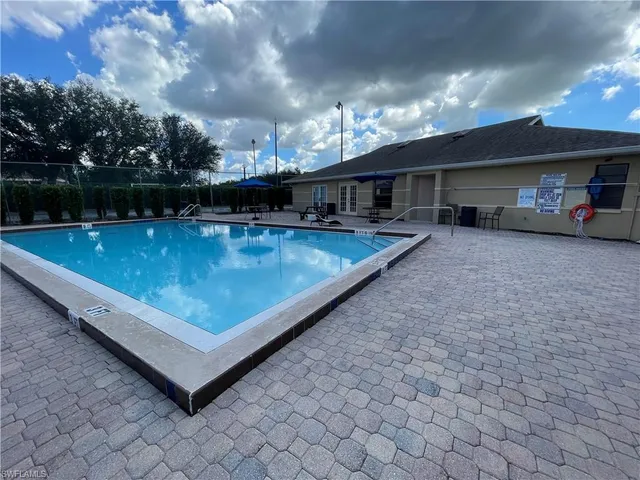 $1,200 | 5317 Summerlin Road, Unit 1701, Fort Myers, FL 33919