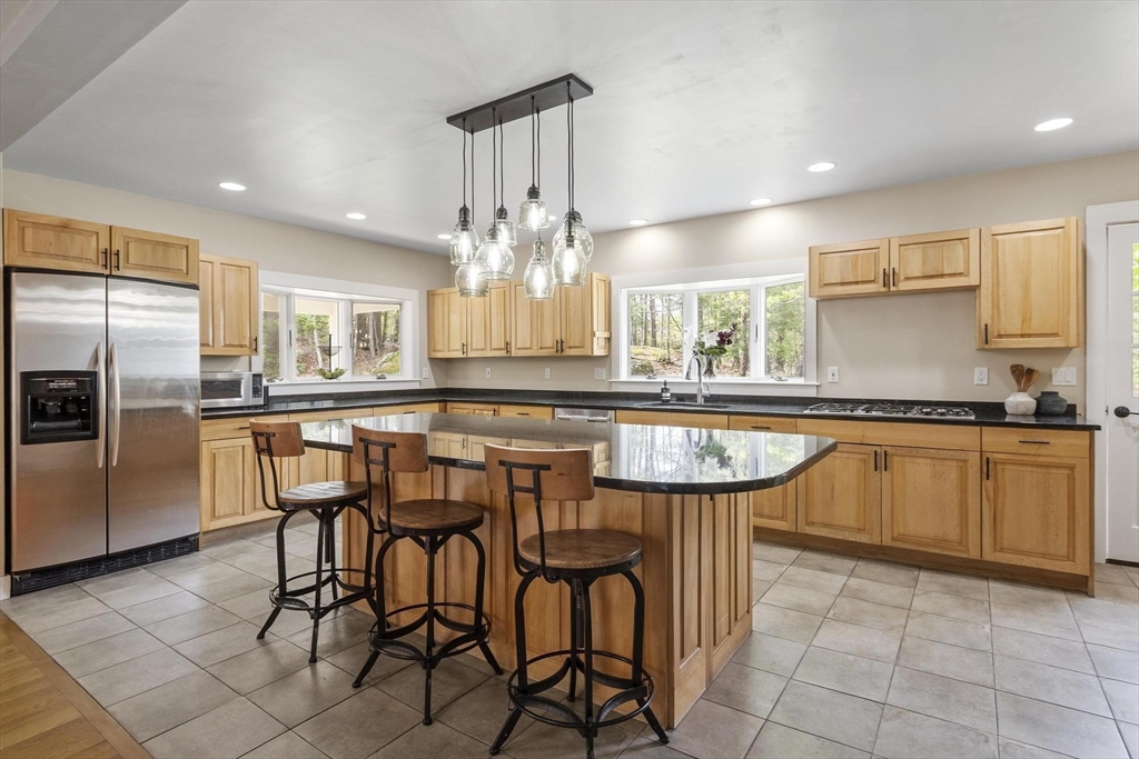 557 Fitchburg State Road Ashby, MA 01431 - Photo 8 of 42