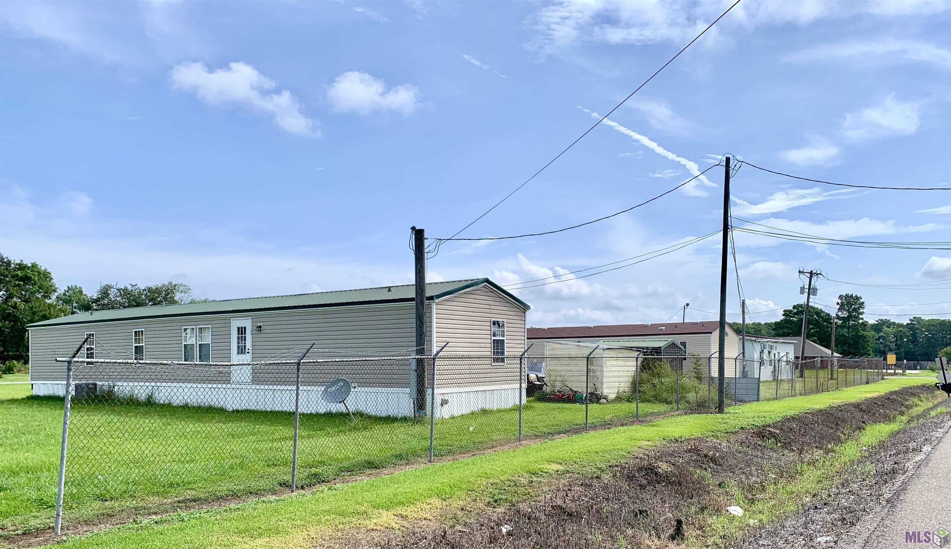 147 Riverview Drive Patterson, LA 70392 - Photo 3 of 10