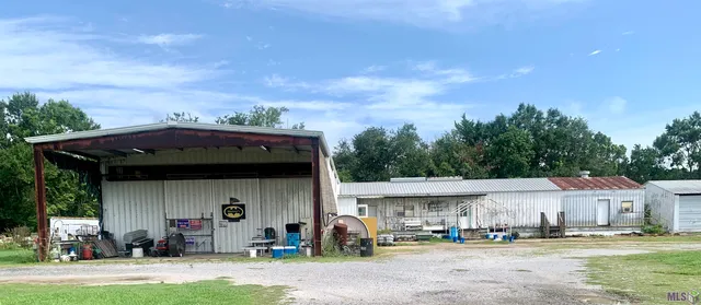 $305,000 | 147 Riverview Drive, Patterson, LA 70392