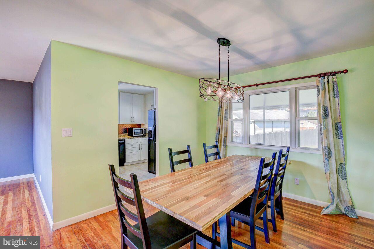 513 Carrollwood Road Baltimore, MD 21220 - Photo 5 of 25 Bright and updated colors