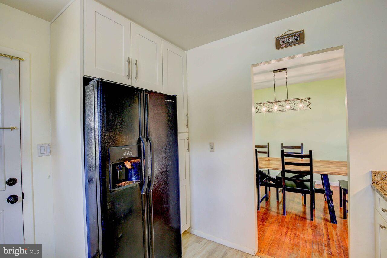513 Carrollwood Road Baltimore, MD 21220 - Photo 8 of 25 Kitchen