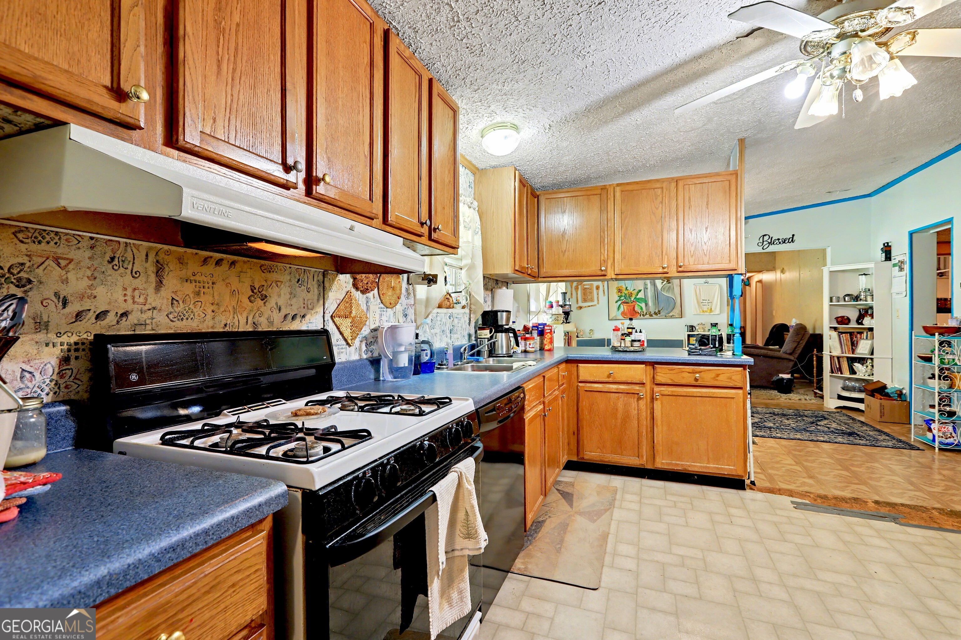 384 Colwell Road Jackson, GA 30233 - Photo 7 of 46