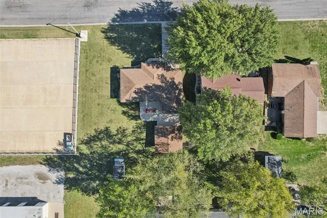 $275,000 | 17811 East Street, Breese, IL 62230